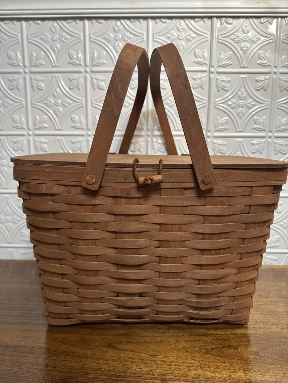 Longaberger Large Picnic Basket w/Liner, Riser Swing Lid & 2Handles Handmade US
